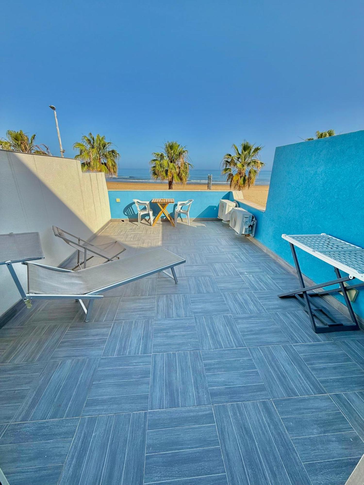 Terrazze Sul Mare Bed & Breakfast Pozzallo Exterior foto